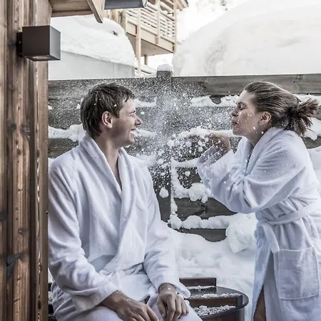 シャレー With Sauna And Service For 4 8 People Schröcken